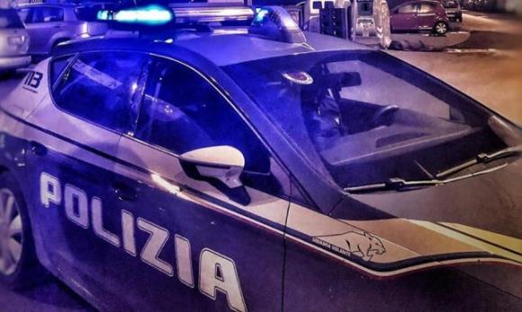 Palermo: va con una escort e la paga, ma poi ci ripensa e la rapina