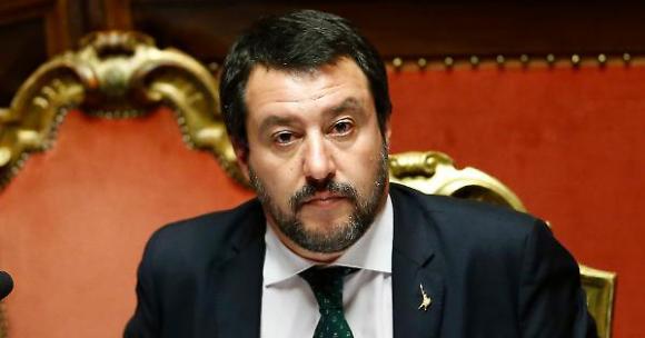 Enrico Mentana anticipa: “Da domani chiude l’Italia intera e stop totale allo sport”