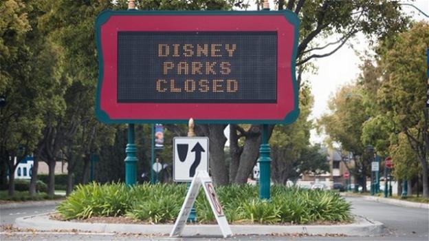 Coronavirus: licenziati dopo la chiusura di Disney World, 200 italiani bloccati in Florida. Interviene la Farnesina