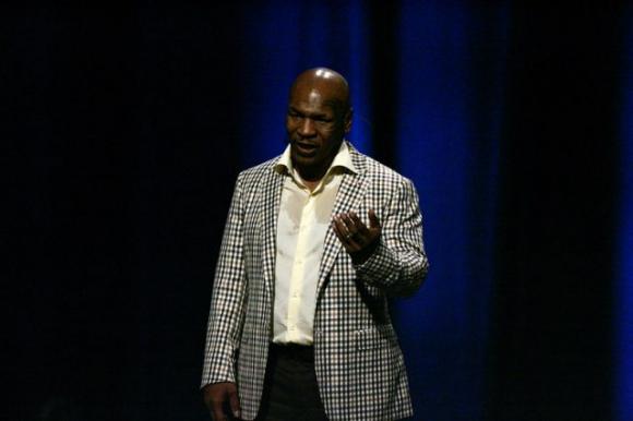 Tyson produttore di cannabis: “Ne fumo 40mila dollari al mese”