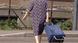 Grado: anziana si reca a fare la spesa per 11 volte in un giorno, multata