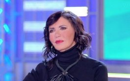 Coronavirus, Fiordaliso: “Maledetto te la sei portata via, ma mio padre è guarito”