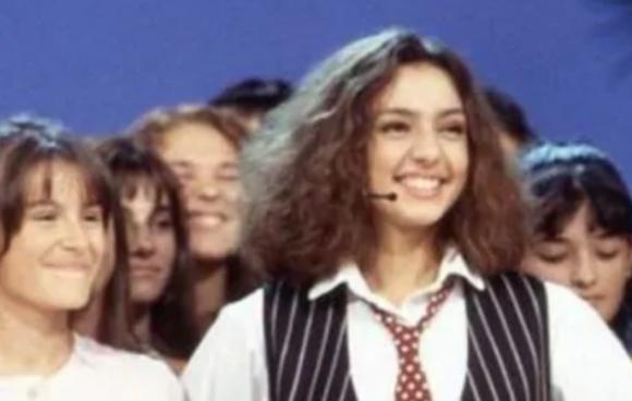 “Non è la Rai” torna in TV, l’appuntamento con la trasmissione cult degli anni ’90