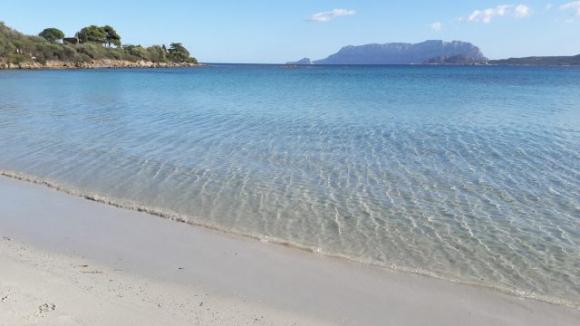 Coronavirus, per andare al mare nasconde la moglie nel bagagliaio