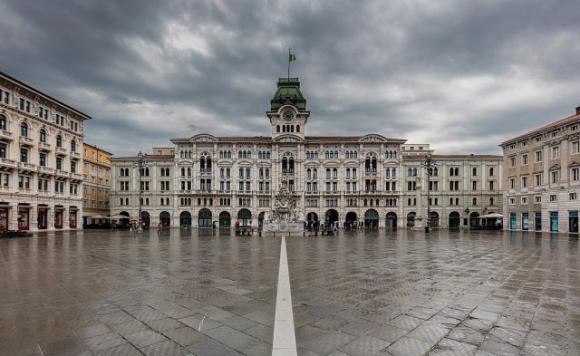 Trieste: primo video-consiglio comunale inaugurato con una bestemmia della consigliera