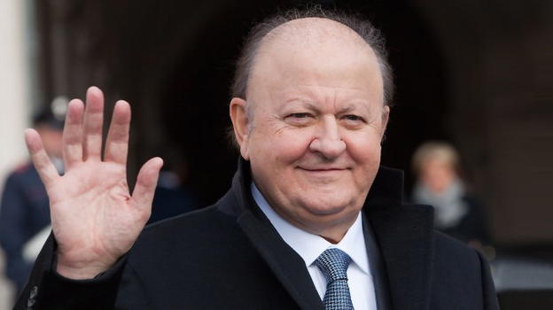 Massimo Boldi ringrazia i bambini: "Noi nonni vivi grazie al vostro sacrificio"