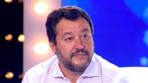 Matteo Salvini chiede certezze al governo: "Altrimenti tra sei mesi vivremo di Amazon e televisione"