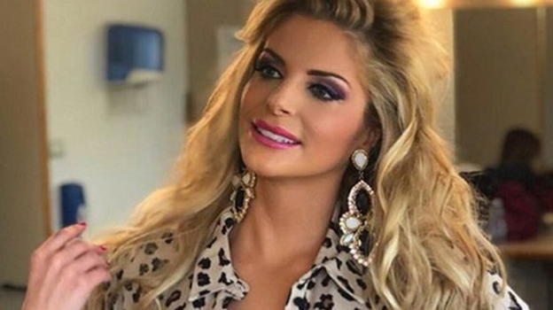 Francesca Cipriani furiosa: "Kebab aperti, italiani chiusi"