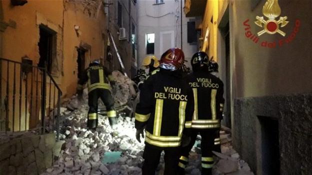 Marino, Roma: esplosione dolosa all’origine dell’incendio