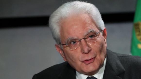 Liberazione Silvia Romano, le prime parole di Sergio Mattarella: "Una notizia che dà grande gioia agli italiani"