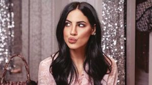 Giulia De Lellis lava i capelli con il detersivo per i piatti: