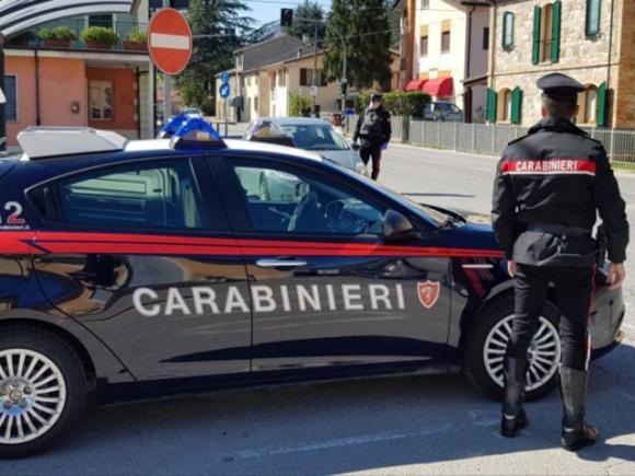 Carabinieri di giorno e spacciatori di notte: condannati due militari nel Lazio