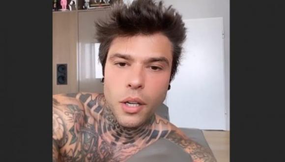 Fedez nuovamente querelato dal Codacons: la dura risposta del rapper
