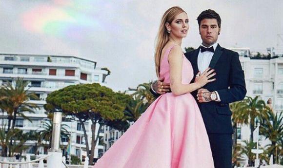 Fedez chiede a Giulia Valentina di sbloccarlo su Instagram: la reazione di Chiara Ferragni
