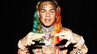 Ariana Grande e Justin Bieber replicano alle terribili accuse lanciate dal rapper 6ix9ine
