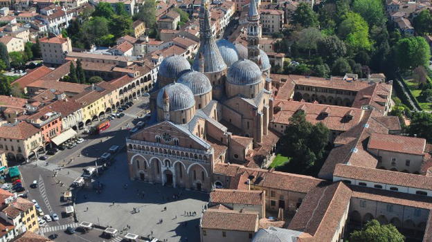 Sant’Antonio di Padova: il 13 giugno la benedizione arriverà dal cielo