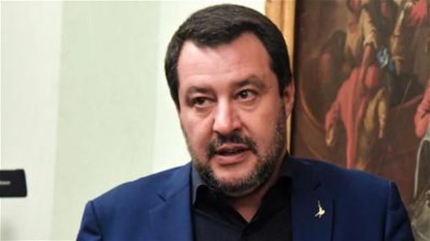 Minacce choc a Salvini: "Troverai qualcuno che ti spara in testa"