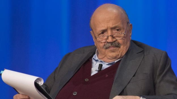Maurizio Costanzo parla di "Temptation Island": "Il Vip ti può fregare"