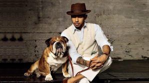 Lewis Hamilton, il campione di Formula 1 racconta il rapporto con il suo cane Roscoe