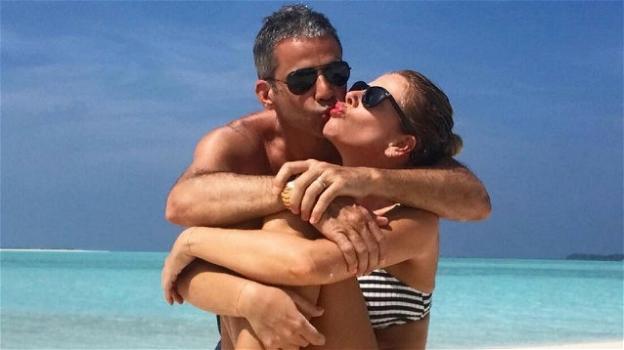 Alessia Marcuzzi, la vacanza col marito placa il gossip che la vede coinvolta con De Martino
