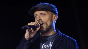 Max Pezzali ringrazia i fan e fa un annuncio su San Siro: