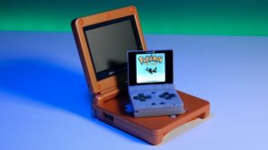 Funkey S: ufficiale la micro-consolle per il retrogaming, in stile Game Boy Advance SP