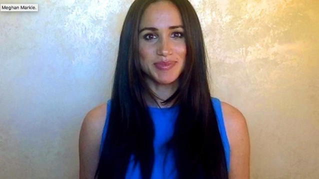 Meghan Markle dalla parte delle donne: le potenti parole e la frecciata alla famiglia reale