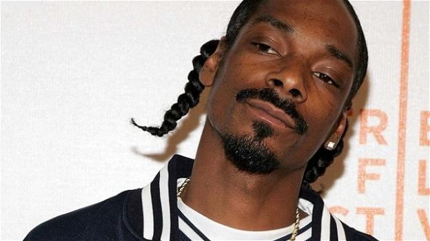 Il rapper Snoop Dogg scambiato per un immigrato clandestino, pioggia di insulti su Facebook