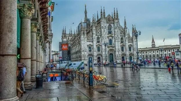 Bomba d’acqua si abbatte sulla città di Milano