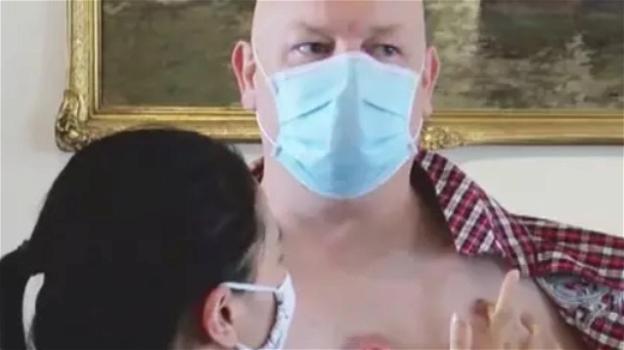 Belgio, un uomo è stato morso perché non indossava correttamente la mascherina