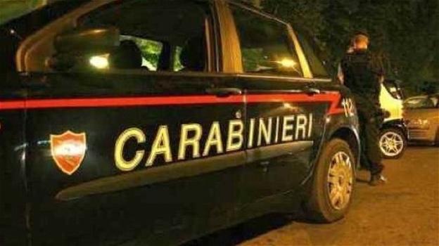 Bologna, lei lo attende in camera, ma lui chiama i carabinieri: "Pensavo di avere i ladri in casa"