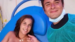 Alessandro Di Battista annuncia la nascita del figlio Filippo nel giorno dei suoi 42 anni