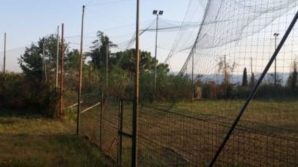 Pistoia, chiude il campetto di calcio dell’oratorio. Il parroco: