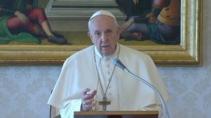 Papa Francesco: la pandemia ci faccia uscire migliori