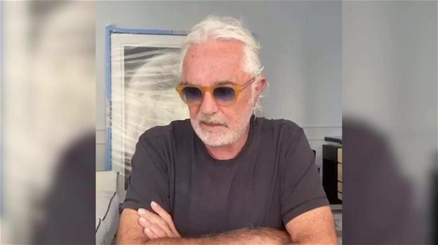 Flavio Briatore parla dall’ospedale: “Ho problemi di prostata, non so se ho il Covid”