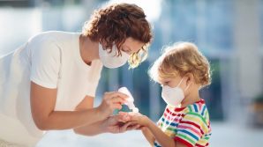 Coronavirus, i bambini restano positivi anche per tre mesi