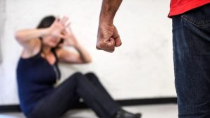 Torino, 28enne picchiata dal compagno: