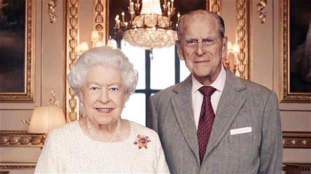Il principe Filippo non vuole più vivere insieme alla regina Elisabetta