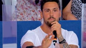 Uomini e Donne, Facundo eliminato dalle troniste: lo sfogo social dell’ex corteggiatore