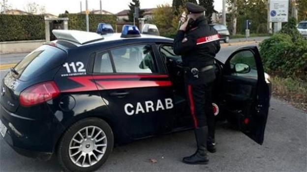 Torino: matrimonio rovinato, invitato ubriaco si spoglia e arrivano i carabinieri