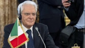 Sergio Mattarella risponde a Boris Johnson: