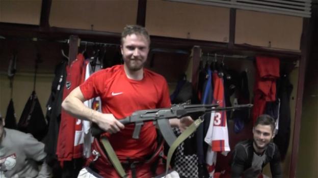 Russia: portiere di hockey riceve un AK 47 come premio per il migliore in campo