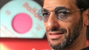 Pago all’Isola dei Famosi 2021? L’indiscrezione e la risposta del cantante