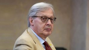 Vittorio Sgarbi shock: