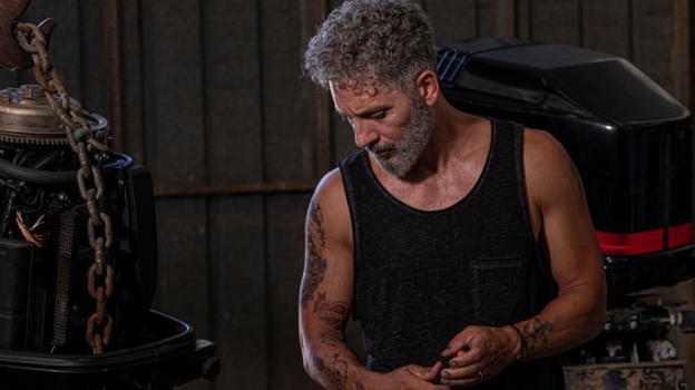 Gli orologi del diavolo: la nuova serie con Beppe Fiorello andrà in onda da lunedì 2 novembre