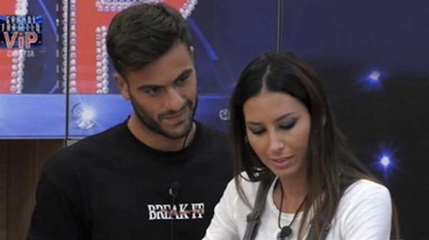 GF Vip: Elisabetta Gregoraci gelosa di Pretelli