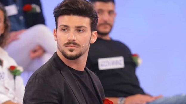Uomini e Donne, Nicola Vivarelli abbandona il programma: "Addio Italia!"