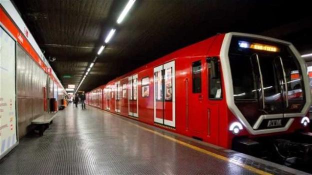 Gesto disperato alla metro di Milano, un giovane ricoverato
