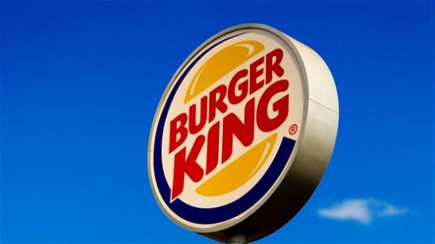 Burger King fa un appello di solidarietà per salvare le catene di fast food: "Ordinate da McDonald’s"