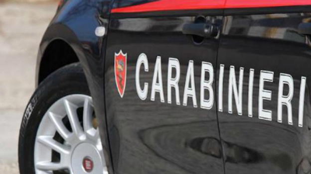 Spaccio di droga, pusher e vedetta nella rete dei Carabinieri
